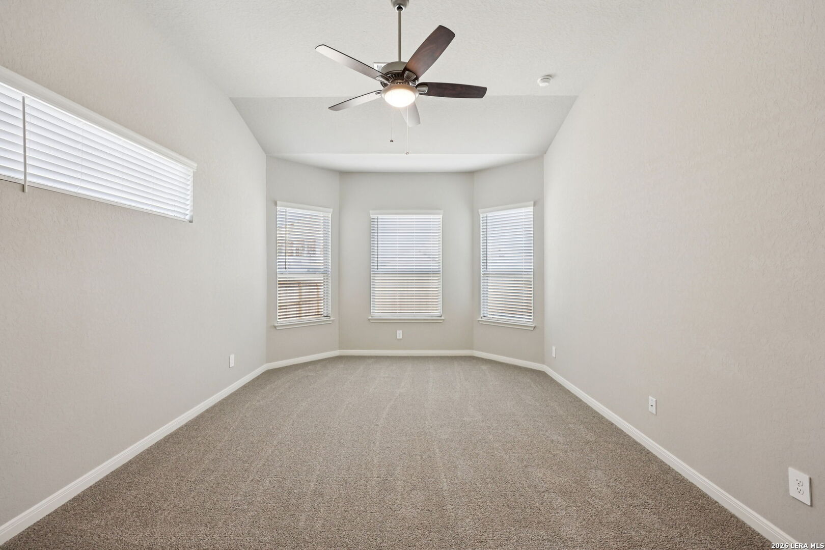 10409 Bluefish Way Boerne, TX 78006 - Photo 24 of 48