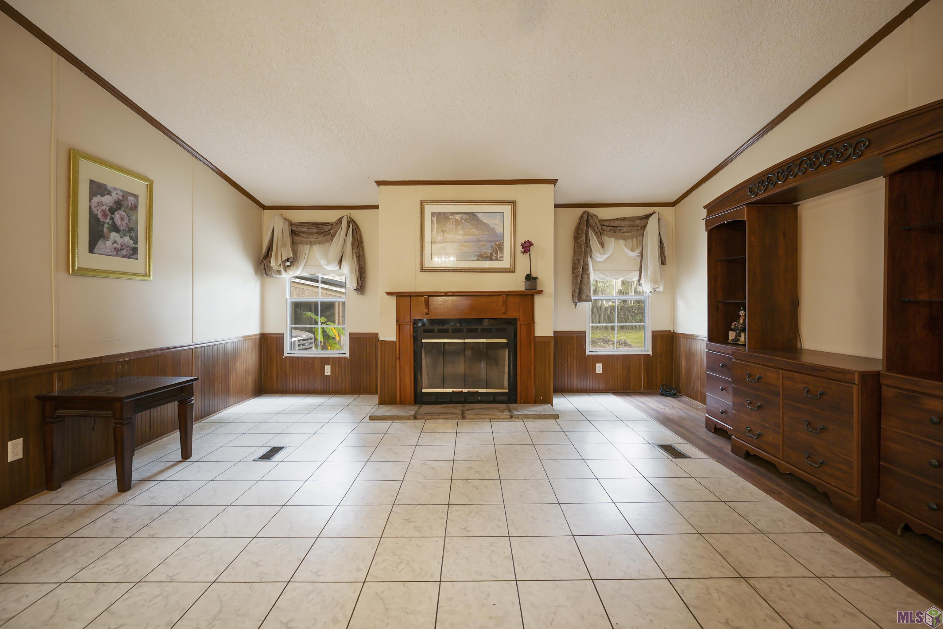 102 Shady Oaks Drive Pierre Part, LA 70339 - Photo 9 of 17 Living