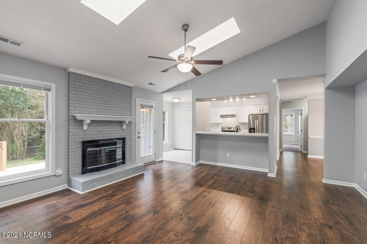 138 Raintree Circle Jacksonville, NC 28540 - Photo 12 of 39 12