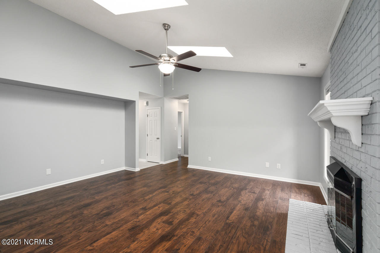138 Raintree Circle Jacksonville, NC 28540 - Photo 15 of 39 15