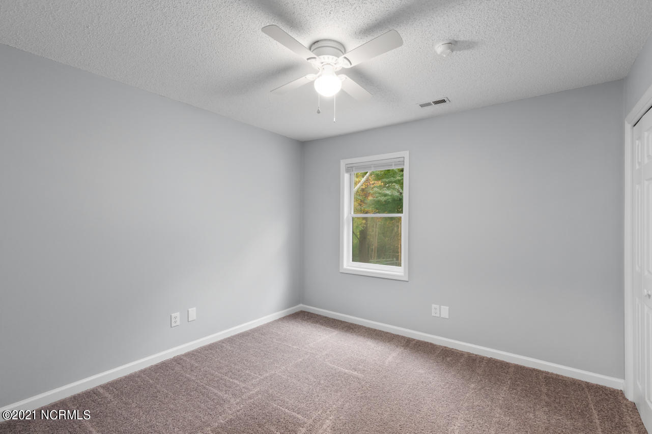 138 Raintree Circle Jacksonville, NC 28540 - Photo 25 of 39 25