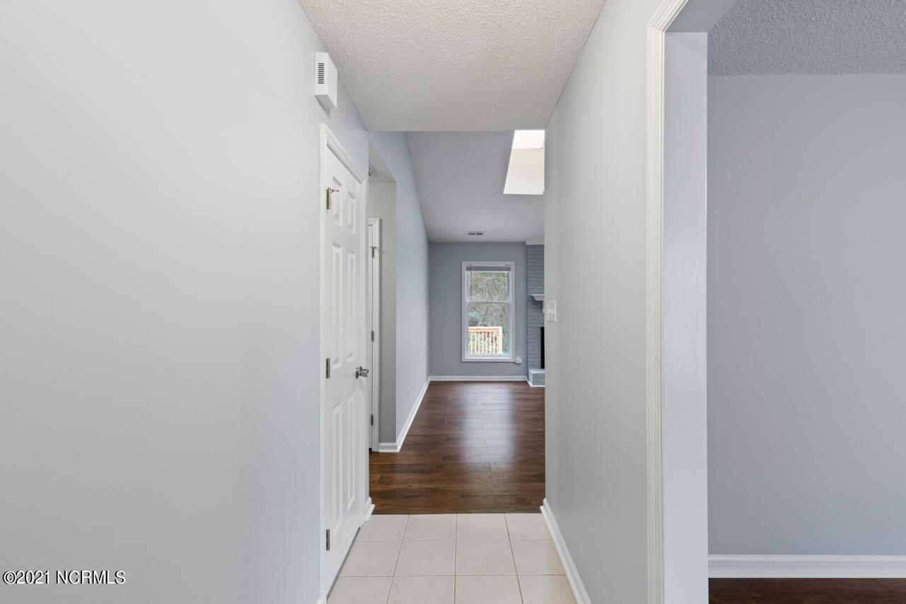 138 Raintree Circle Jacksonville, NC 28540 - Photo 6 of 39 6