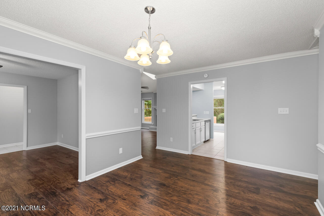 138 Raintree Circle Jacksonville, NC 28540 - Photo 9 of 39 9