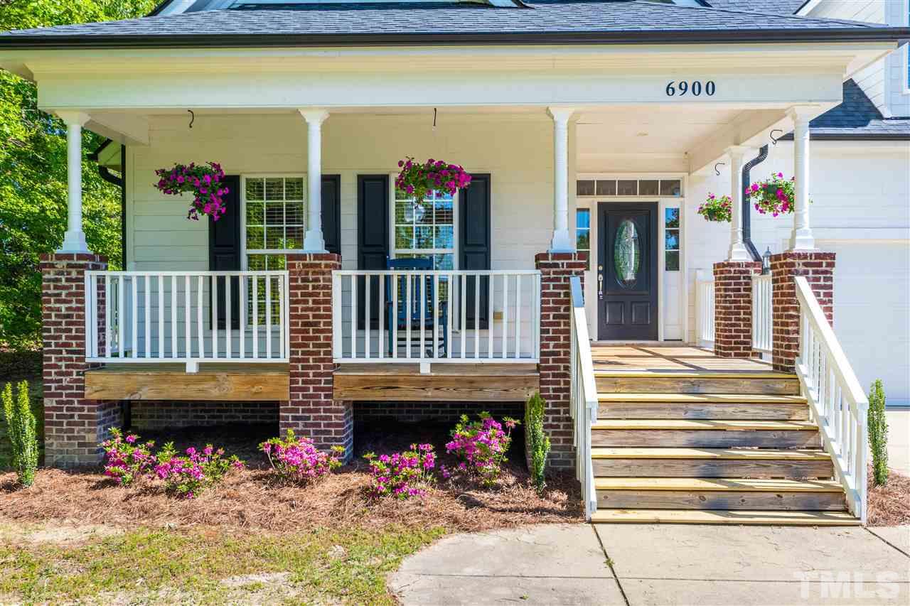 6900 Field Hill Road Raleigh, NC 27603 - Photo 2 of 27