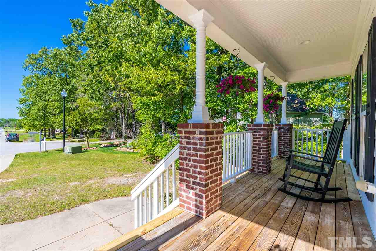 6900 Field Hill Road Raleigh, NC 27603 - Photo 3 of 27
