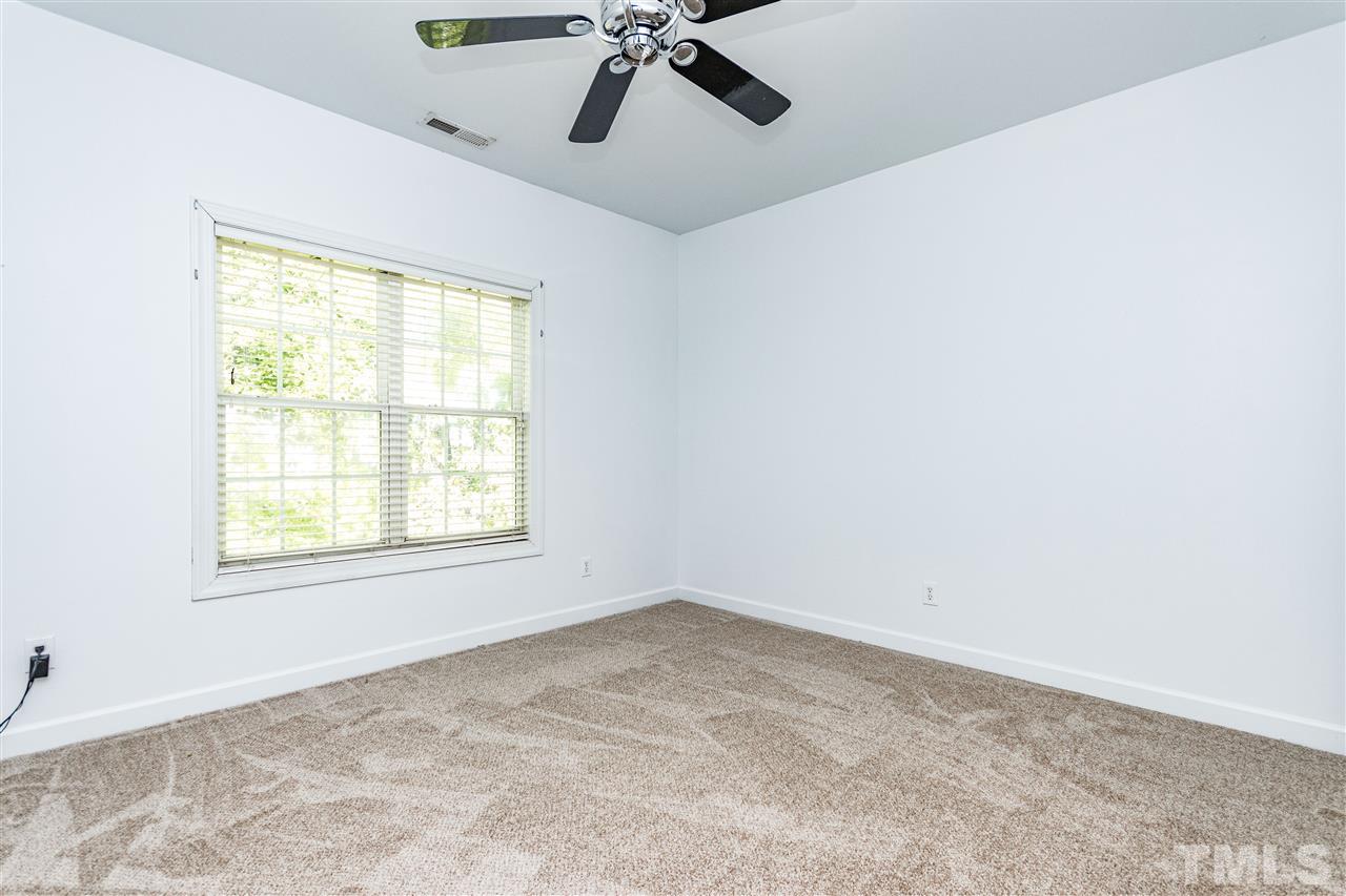 6900 Field Hill Road Raleigh, NC 27603 - Photo 23 of 27
