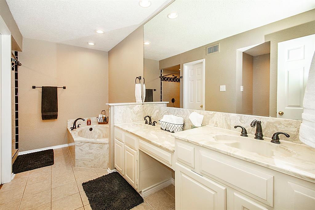 3905 Denham Way Plano, TX 75023 - Photo 14 of 28