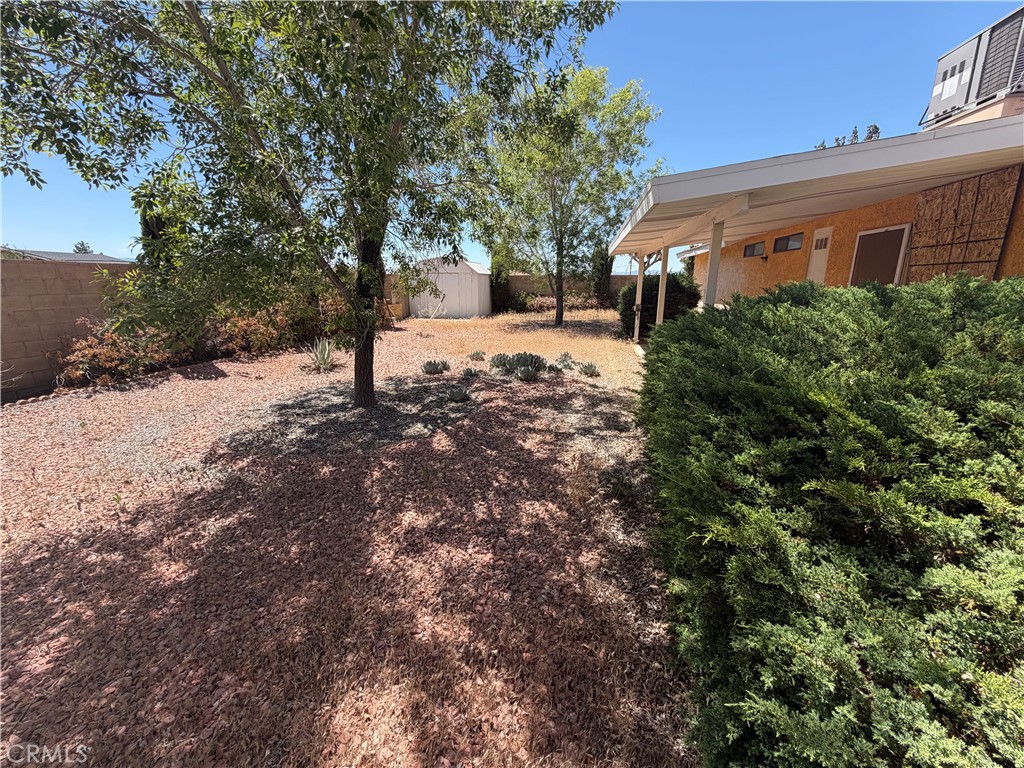 15976 Acoma Road Apple Valley, CA 92307 - Photo 11 of 11