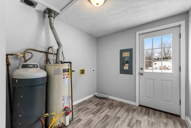 $209,900 | 2340 East Mosherville Road, Jonesville, MI 49250