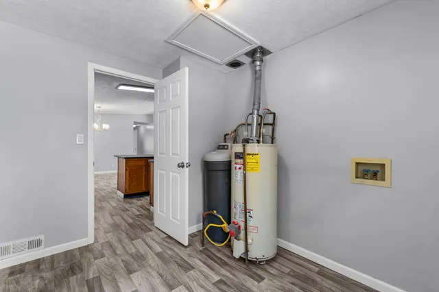 $209,900 | 2340 East Mosherville Road, Jonesville, MI 49250