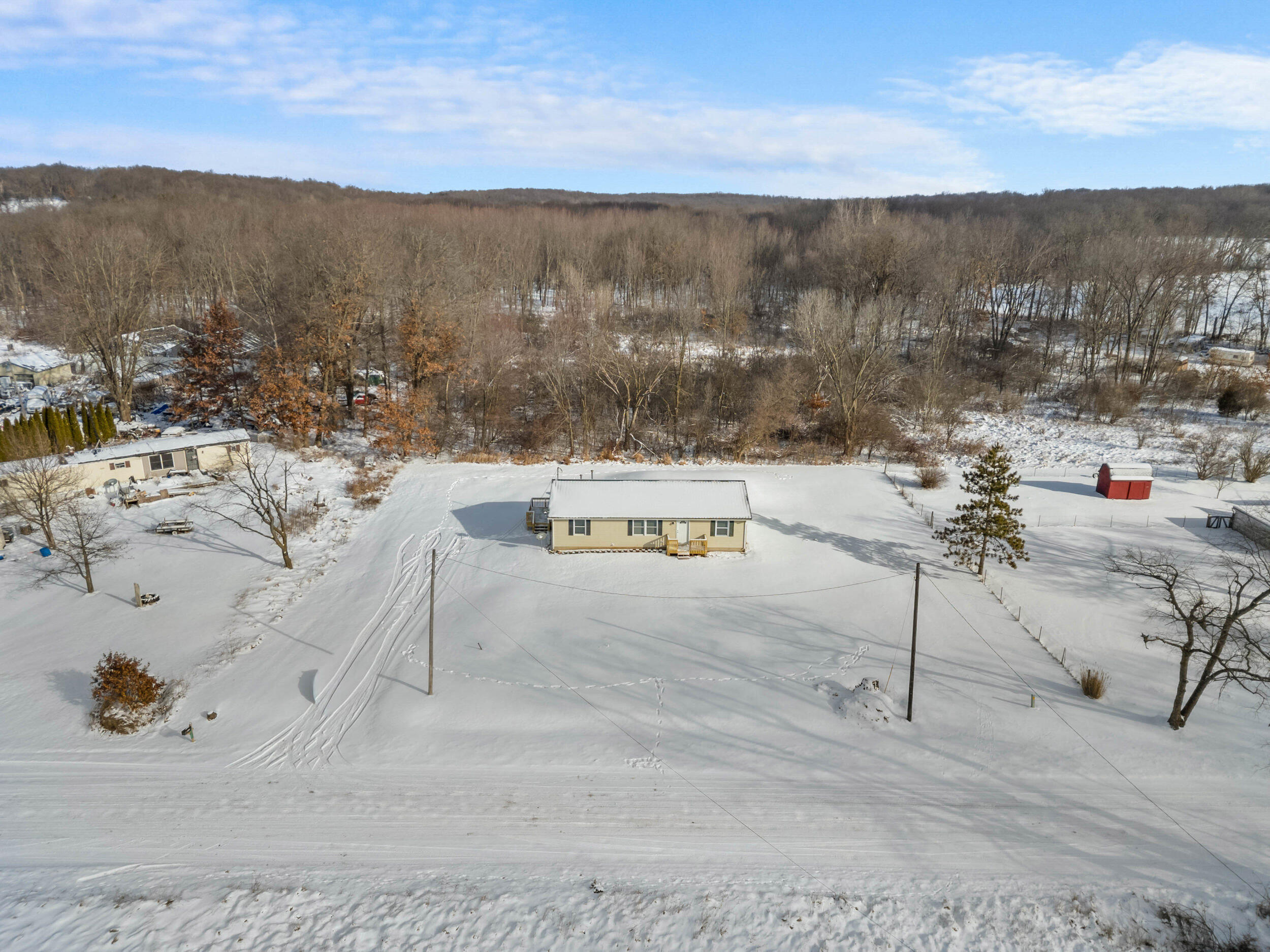 2340 East Mosherville Road Jonesville, MI 49250 - Photo 3 of 36 14_dji_0841