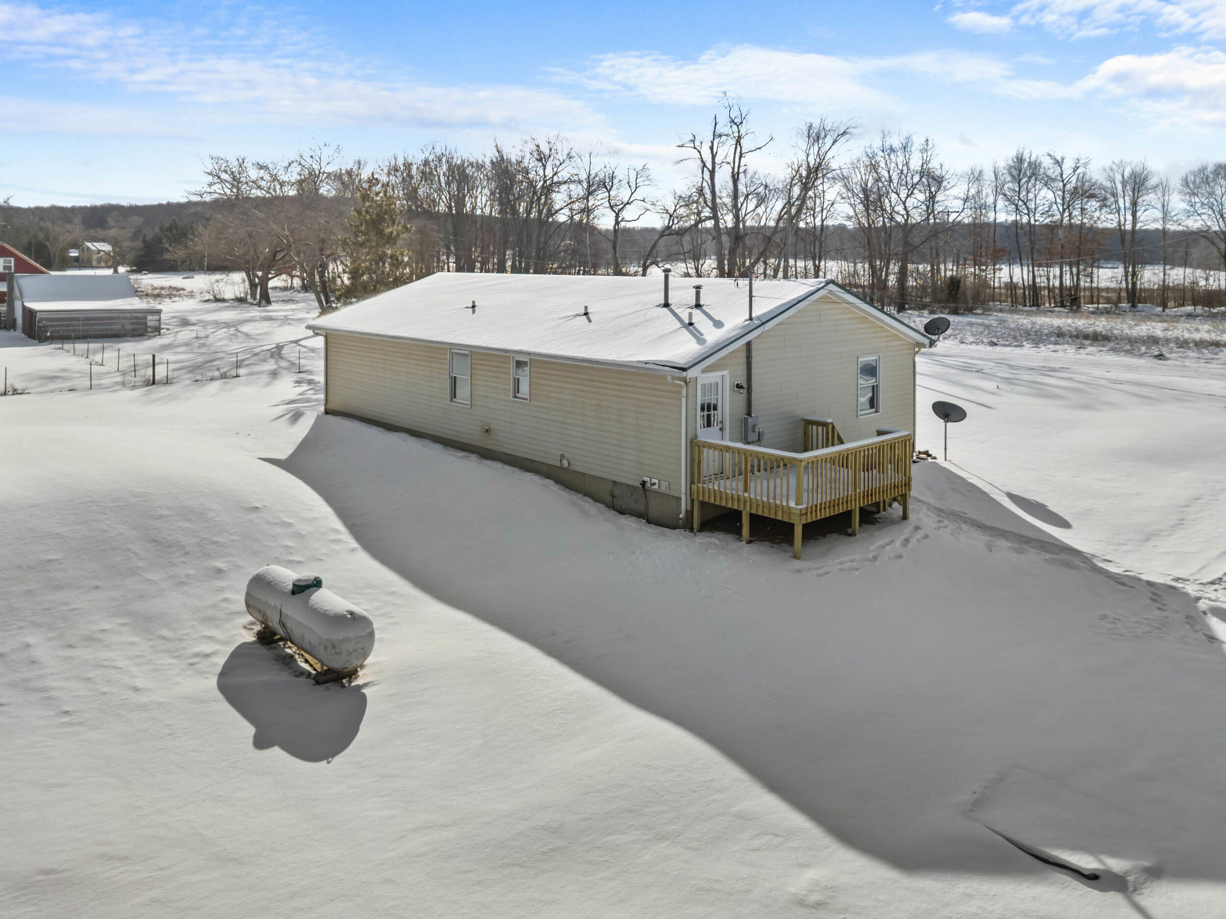 2340 East Mosherville Road Jonesville, MI 49250 - Photo 32 of 36 12_dji_0835