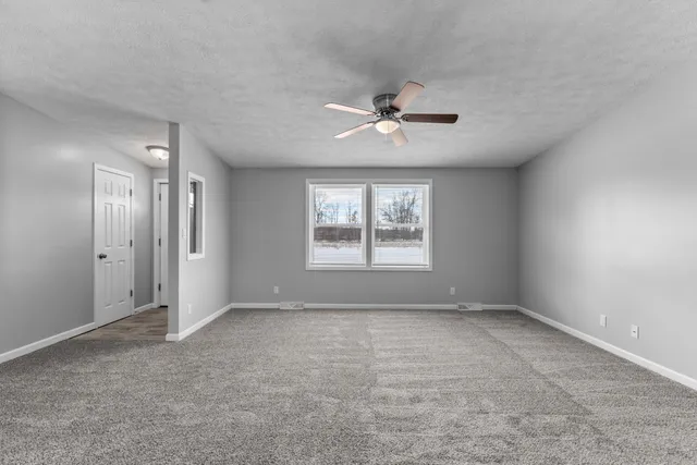 $209,900 | 2340 East Mosherville Road, Jonesville, MI 49250