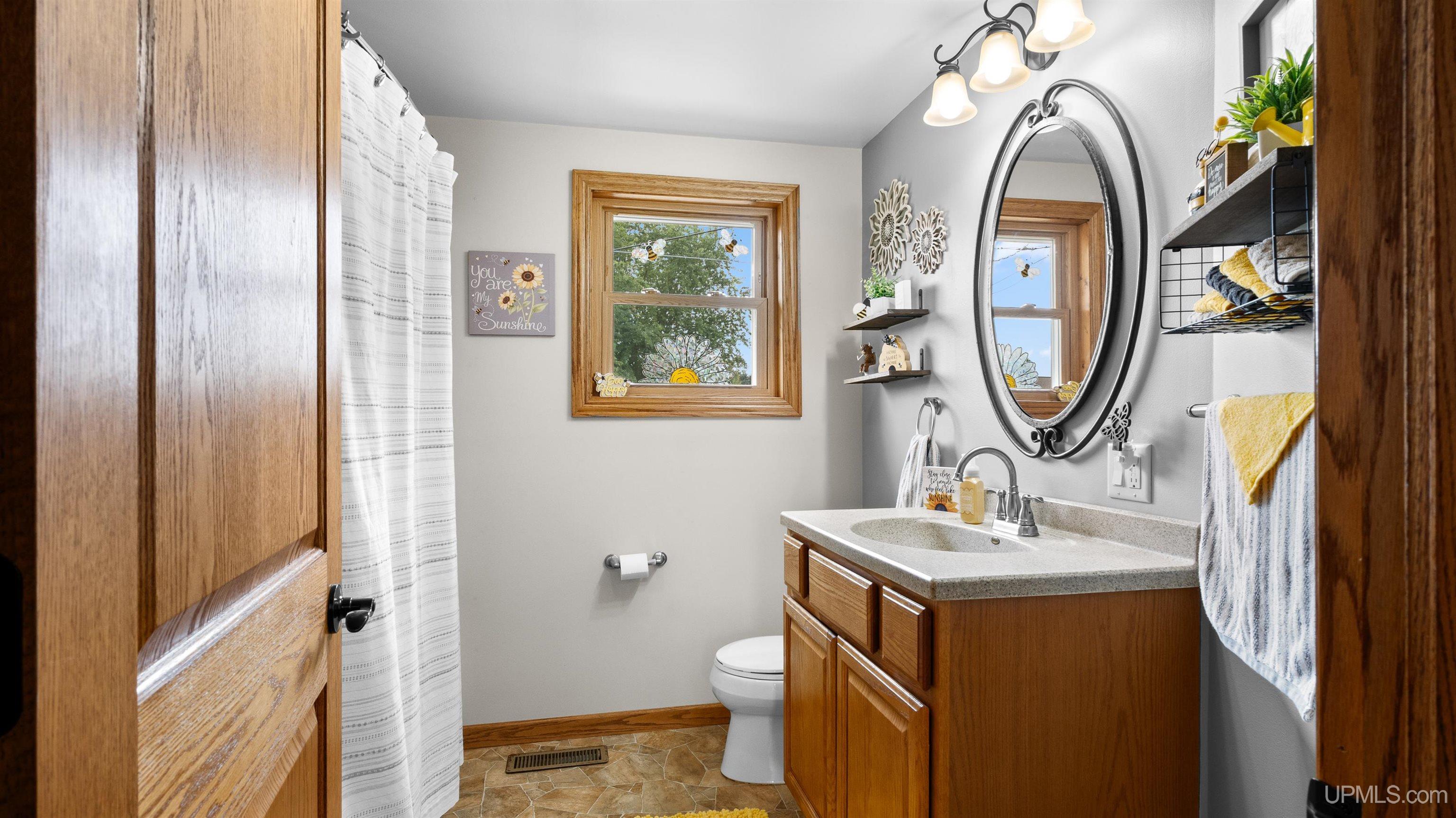 3715 13.75 Road Escanaba, MI 49829 - Photo 19 of 37 Gallery Image 19