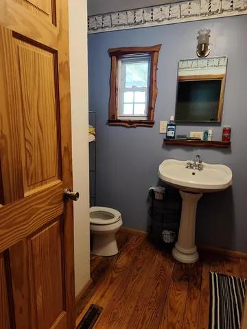 $309,000 | 3581 Highway 156, South Pittsburg, TN 37380