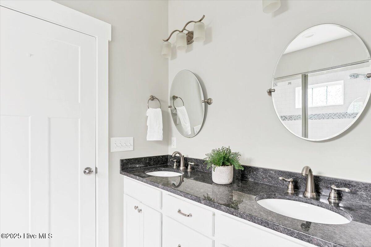 233 Springwood Way Southern Pines, NC 28387 - Photo 28 of 63 Primary Bath