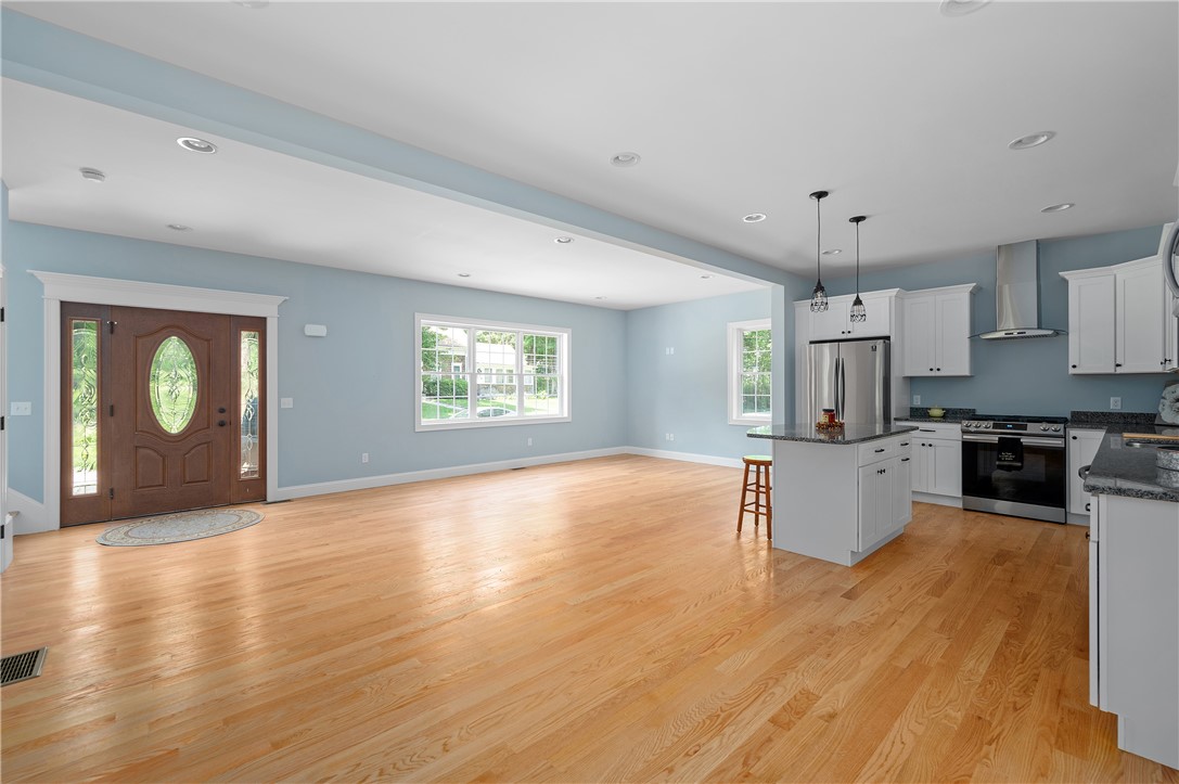 67 Laurel Ridge Avenue Burrillville, RI 02859 - Photo 8 of 24