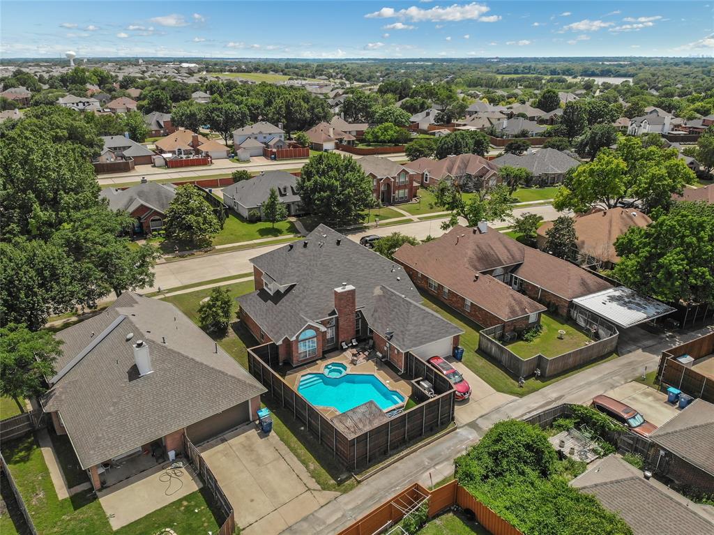2317 Wellesly Road Rowlett, TX 75089 - Photo 38 of 39 an aerial view of a house with a garden