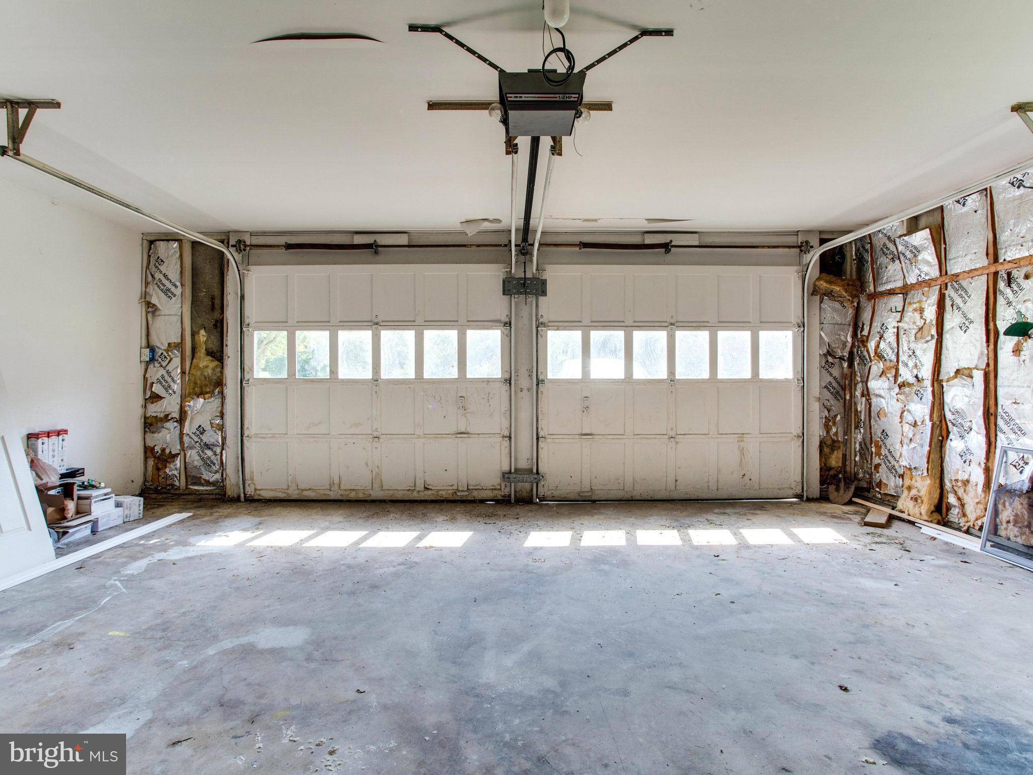 2308 St Bedes Court Reston, VA 20191 - Photo 28 of 30 a view of an empty room and window