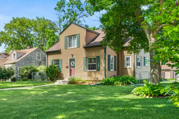 $349,900 | 2905 South 95th Street, West Allis, WI 53227