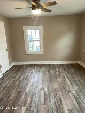 $1,225 | 728 West Street, New Bern, NC 28560