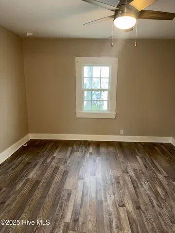 $1,225 | 728 West Street, New Bern, NC 28560