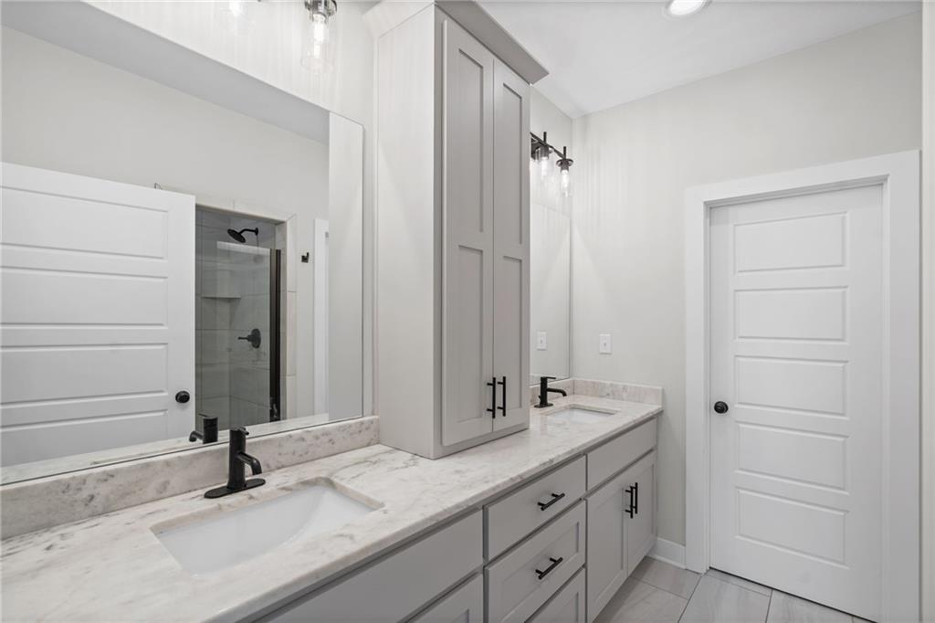 4910 Northwest Ridgewood Court Riverside, MO 64150 - Photo 24 of 47