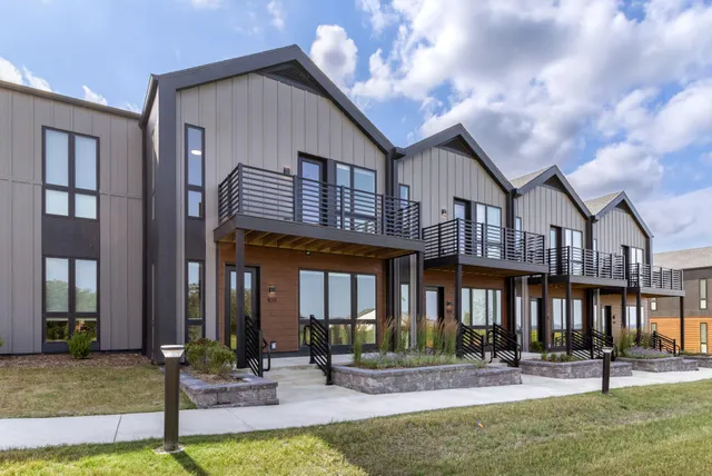 $494,900 | 9378 South Alder Place, Unit 103, Oak Creek, WI 53154