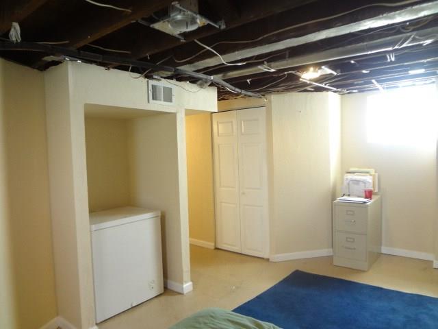 1819 Devonshire Road Coraopolis, PA 15108 - Photo 18 of 25 Lower Level