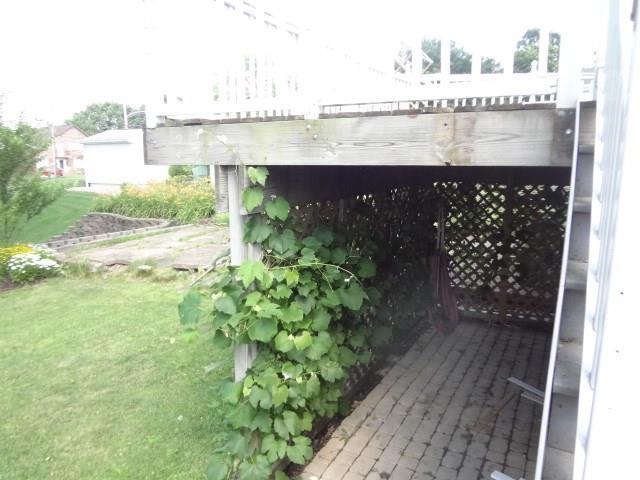 1819 Devonshire Road Coraopolis, PA 15108 - Photo 24 of 25 Grape Arbor