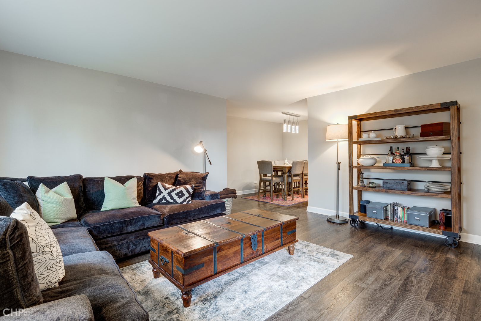 6167 Knoll Wood Road, Unit 207 Willowbrook, IL 60527 - Photo 4 of 15