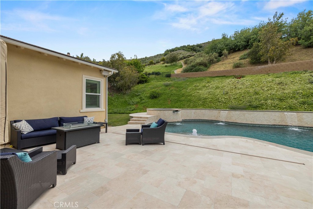 24949 Old Stone Way Stevenson Ranch, CA 91381 - Photo 94 of 111