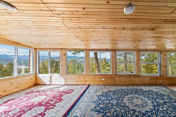 a view of a storage & utility room