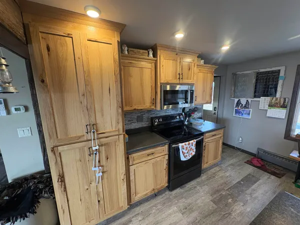 $355,000 | W8166 Belle Plaine Avenue, Shawano, WI 54166