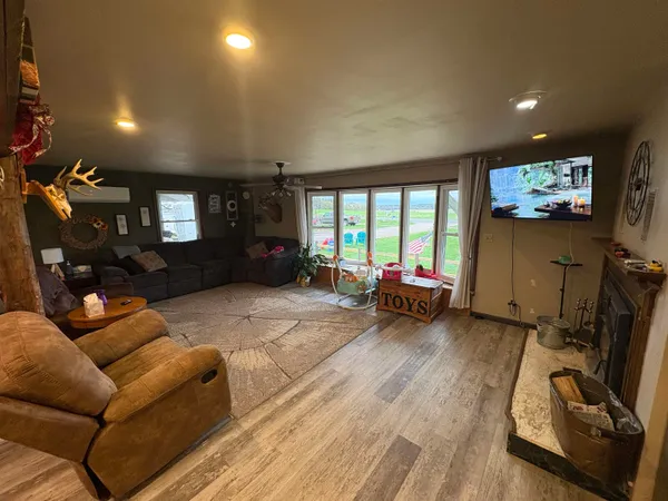 $355,000 | W8166 Belle Plaine Avenue, Shawano, WI 54166