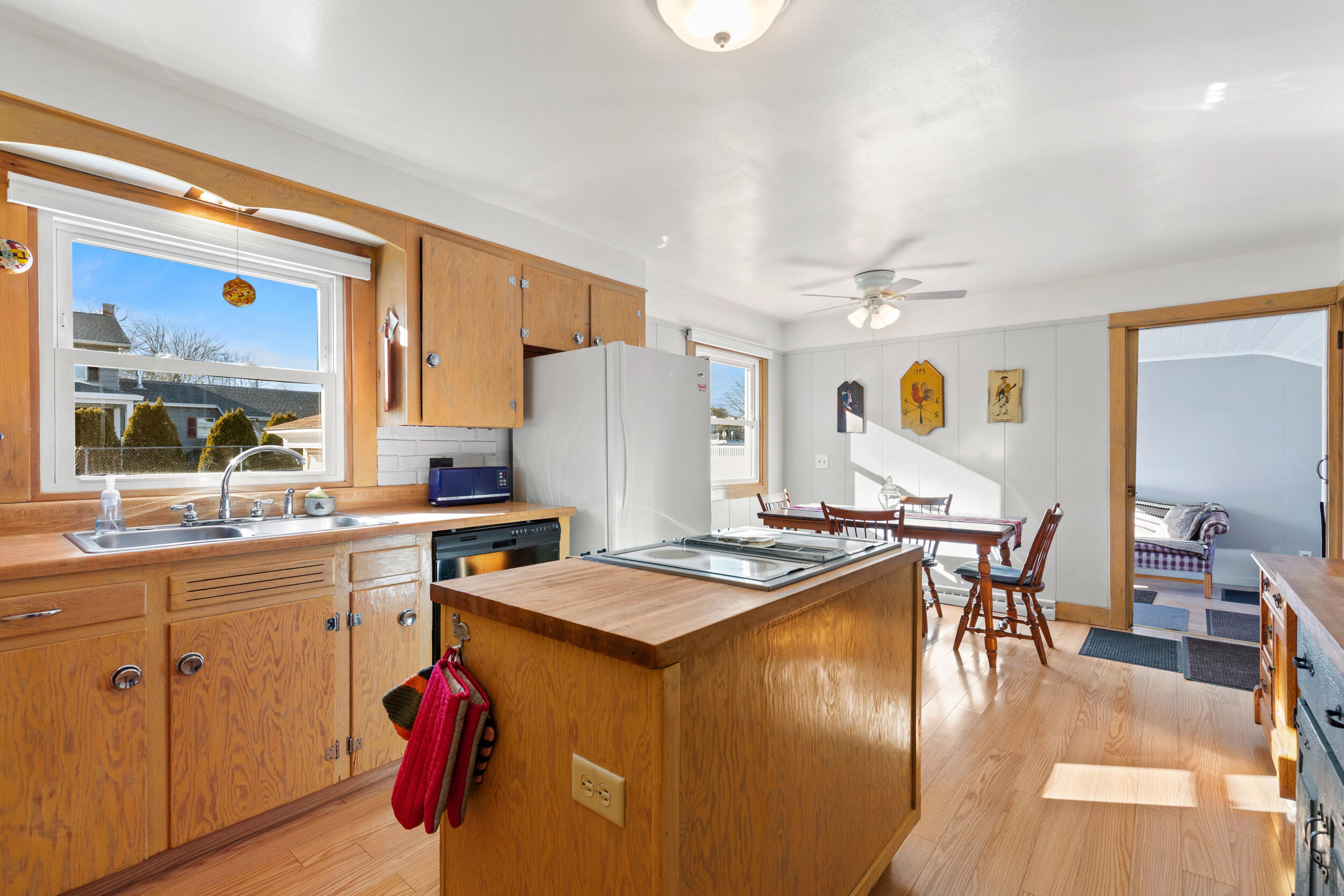 2 Free Street Biddeford, ME 04005 - Photo 10 of 43 2 free st biddeford_016