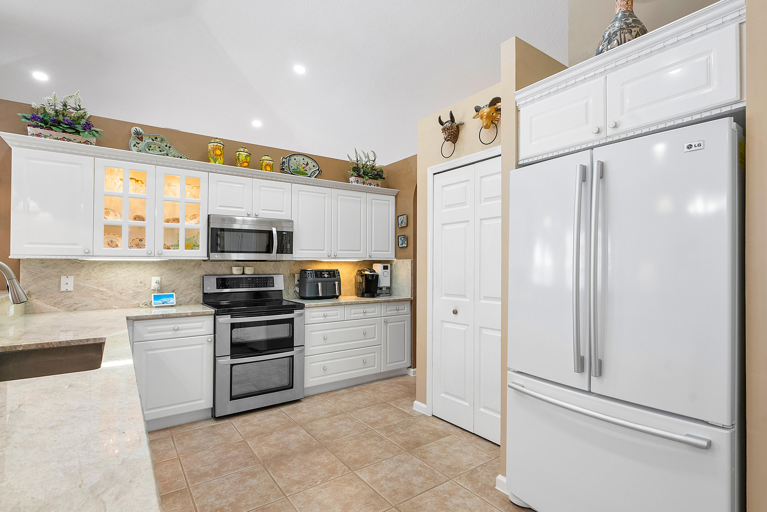 9610 Aloe Road Boynton Beach, FL 33436 - Photo 17 of 43 017-9610AloeRoad-BoyntonBeach-FL-33436-F