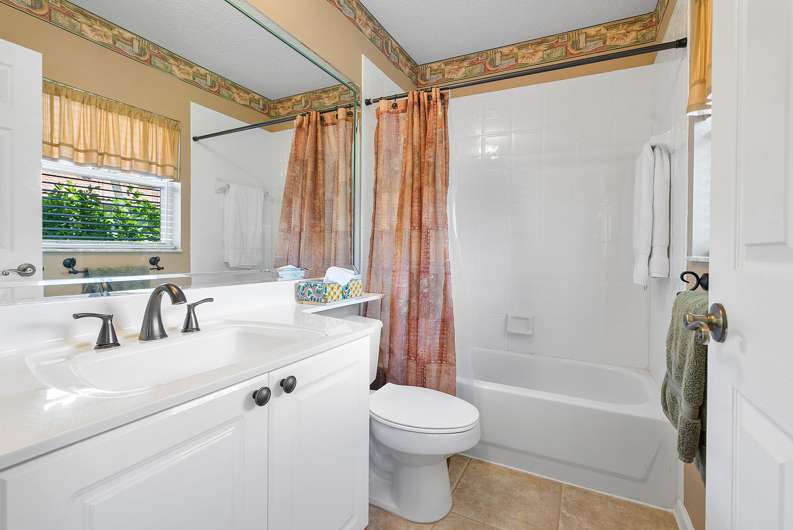 9610 Aloe Road Boynton Beach, FL 33436 - Photo 19 of 43 019-9610AloeRoad-BoyntonBeach-FL-33436-F