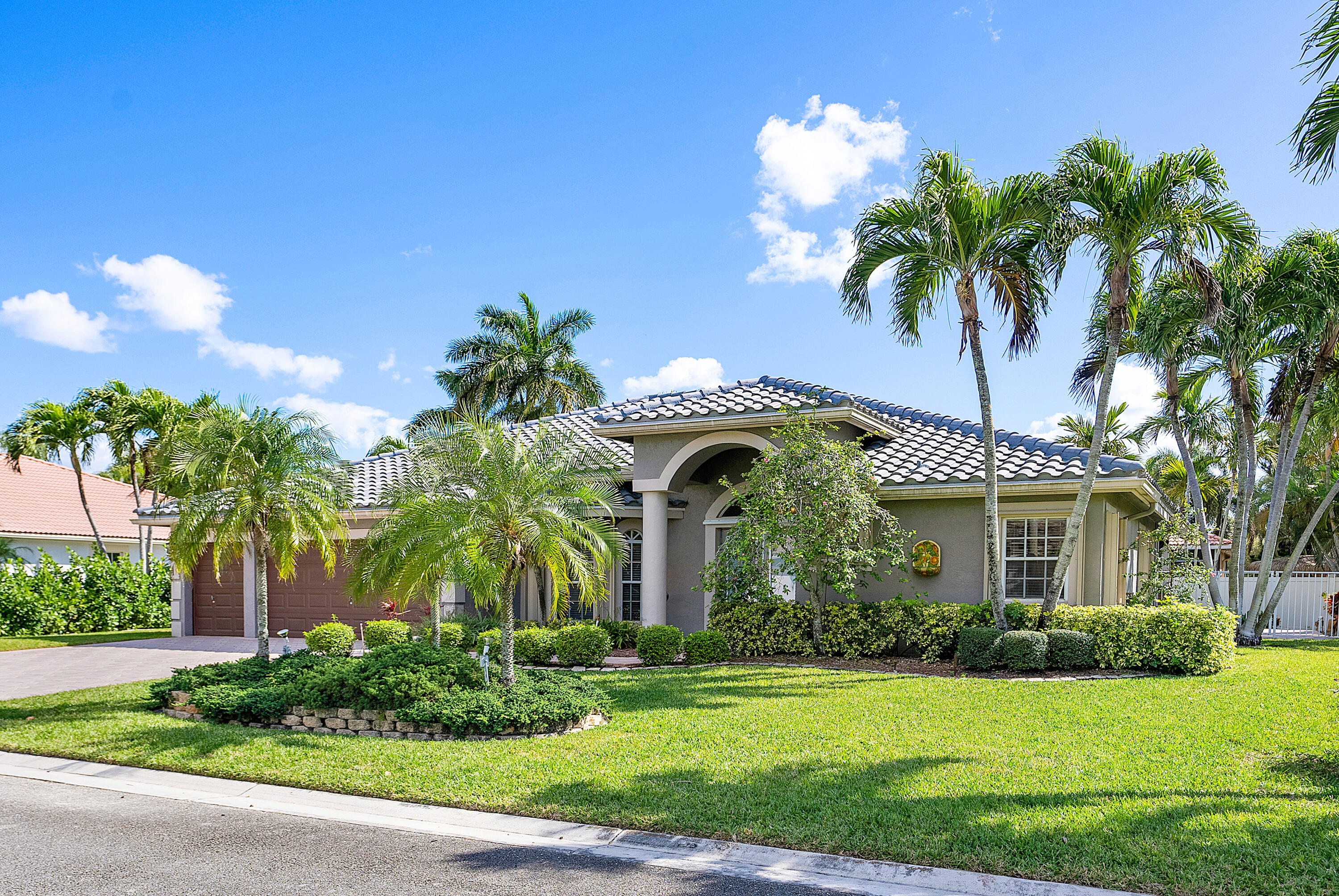 9610 Aloe Road Boynton Beach, FL 33436 - Photo 3 of 43 003-9610AloeRoad-BoyntonBeach-FL-33436-F
