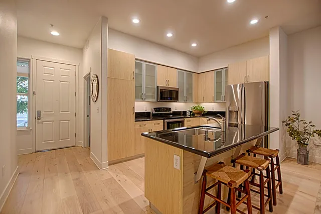 $885,000 | 2030 North Pacific Avenue, Unit 115, Santa Cruz, CA 95060