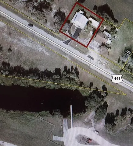 $2,300 | 6275 Highway 441, Okeechobee, FL 34974