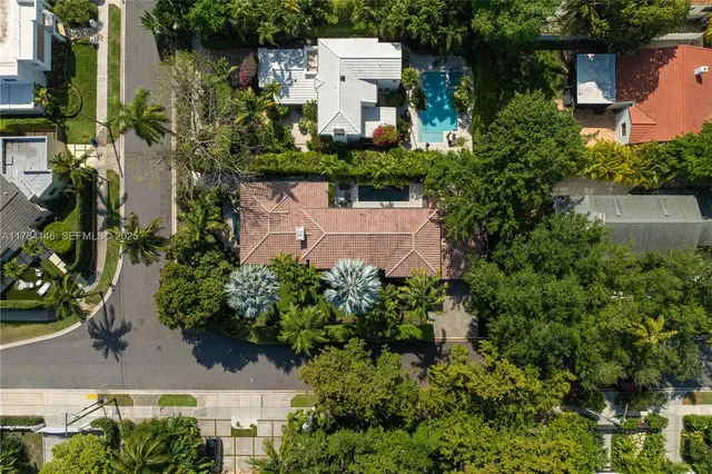 $5,350,000 | 100 East Dilido Drive, Miami Beach, FL 33139