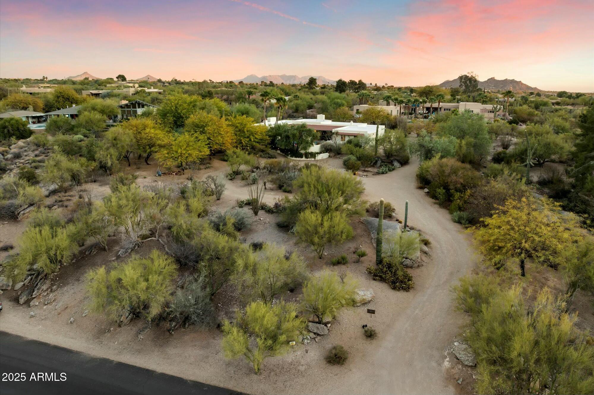 7451 East Long Rifle Road Carefree, AZ 85377 - Photo 13 of 47 tempImageYG7PSV