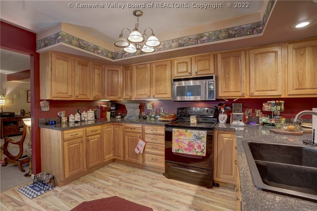 10536 Winfield Road Winfield, WV 25213 - Photo 5 of 30 Gallery Image 5