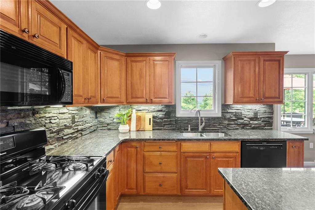 1133 Mohawk Road McDonald, PA 15057 - Photo 11 of 50 Gallery Image 11