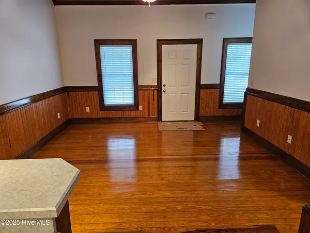 $1,800 | 312 Marsh Street, Unit F, Beaufort, NC 28516