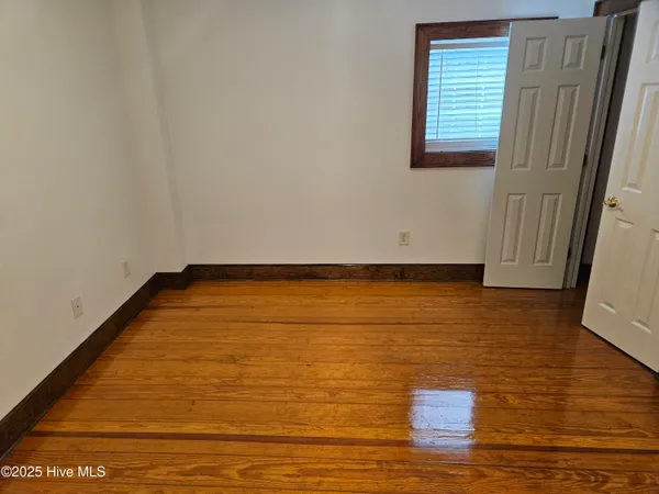 $1,800 | 312 Marsh Street, Unit F, Beaufort, NC 28516