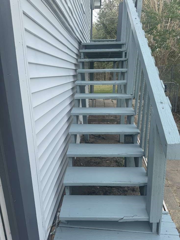 318 10th Street Dickinson, TX 77539 - Photo 3 of 9