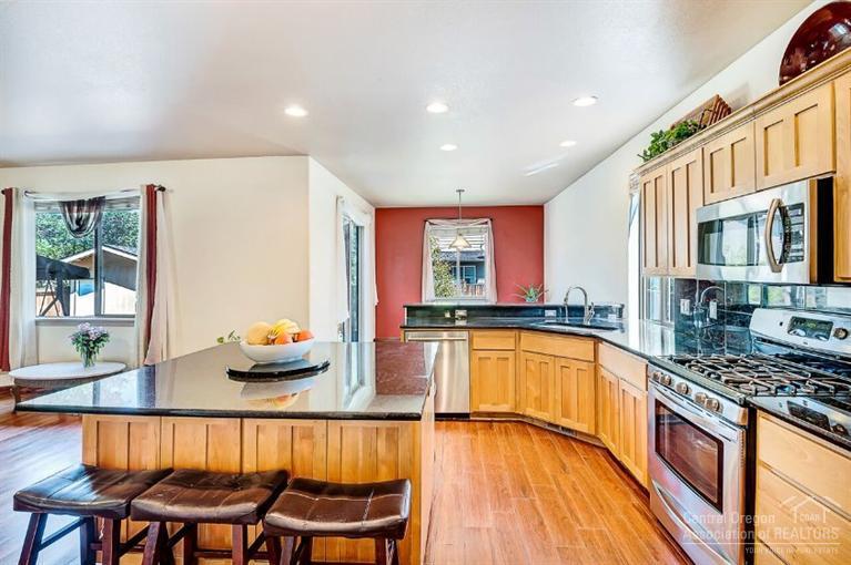 21184 Ritz Place Bend, OR 97702 - Photo 6 of 19 Additional Photo