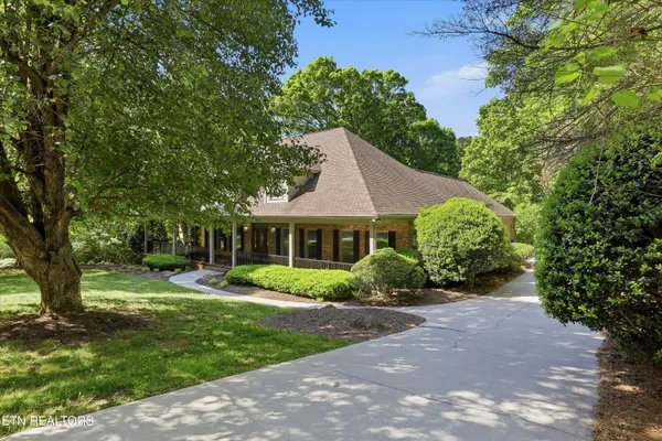 $1,500,000 | 721 Hampton Roads Drive, Knoxville, TN 37934